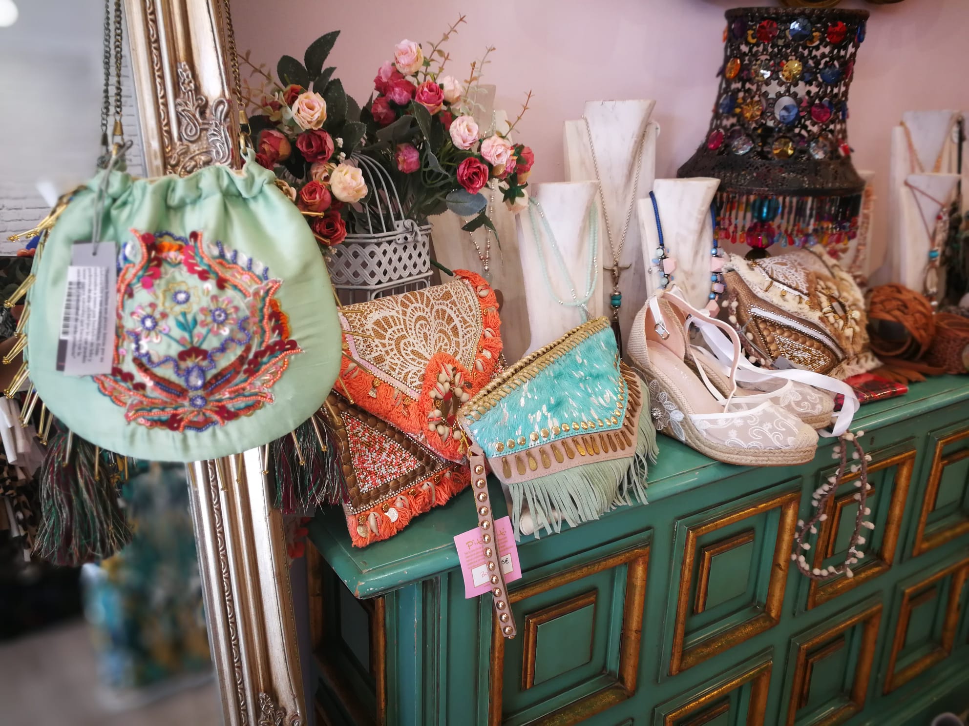 loja de roupas femininas roquetas almeria espanha